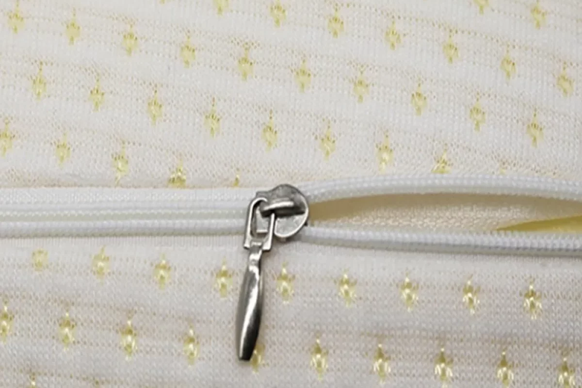 knee-pillow-factoy-3